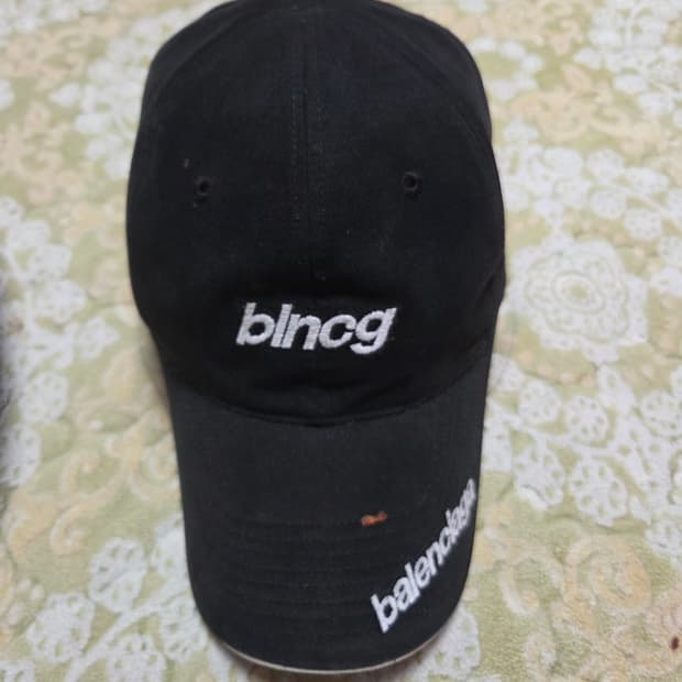 발렌시아가  blncg 로고 볼캡