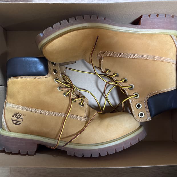 팀버랜드 10061 6인치 270 사이즈 9 w