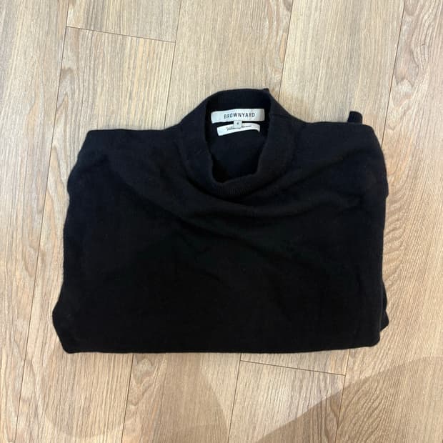 Brownyard Black knit (4)