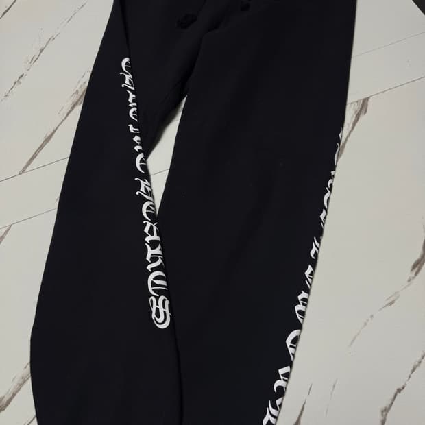 크롬하츠 스크롤 스웻 팬츠 m 백회점판