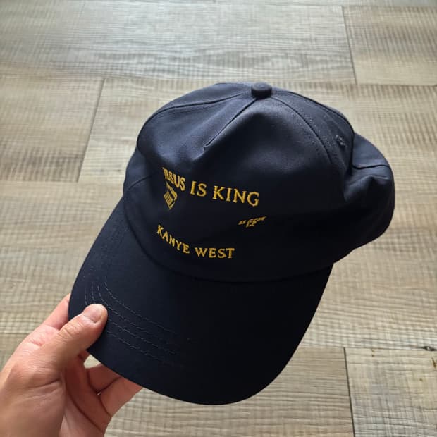 칸예웨스트 jesus is king 머천 모자 볼캡 스냅백