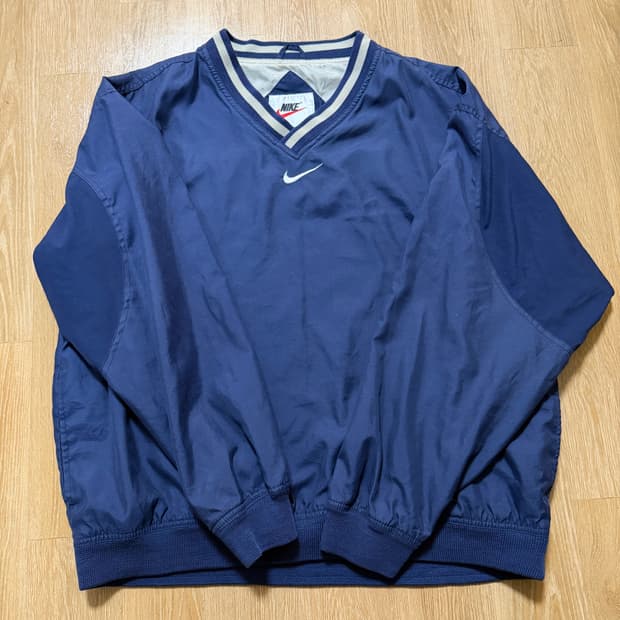 Nike 빈티지 우븐 풀오버