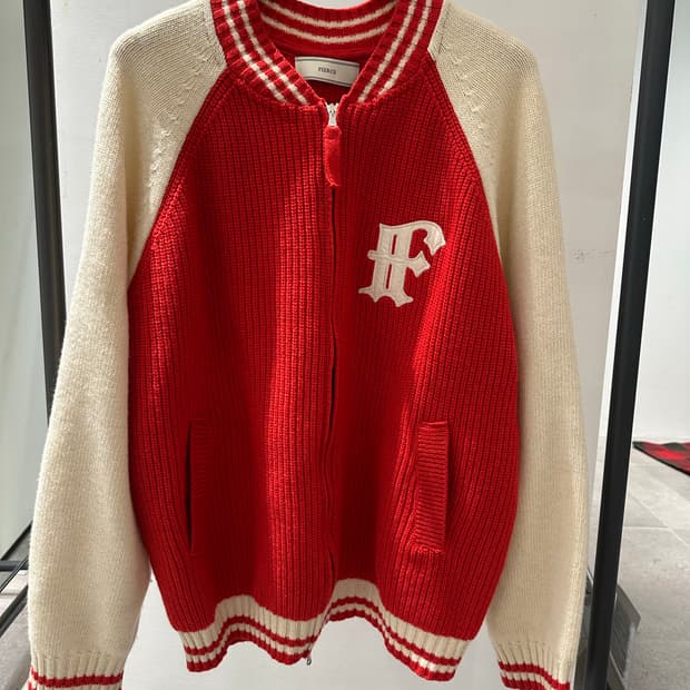 블랙아웃 피어스 램스울 가디건 L