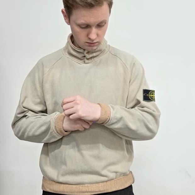 93SS 스톤아일랜드 베이지 플리스 풀오버