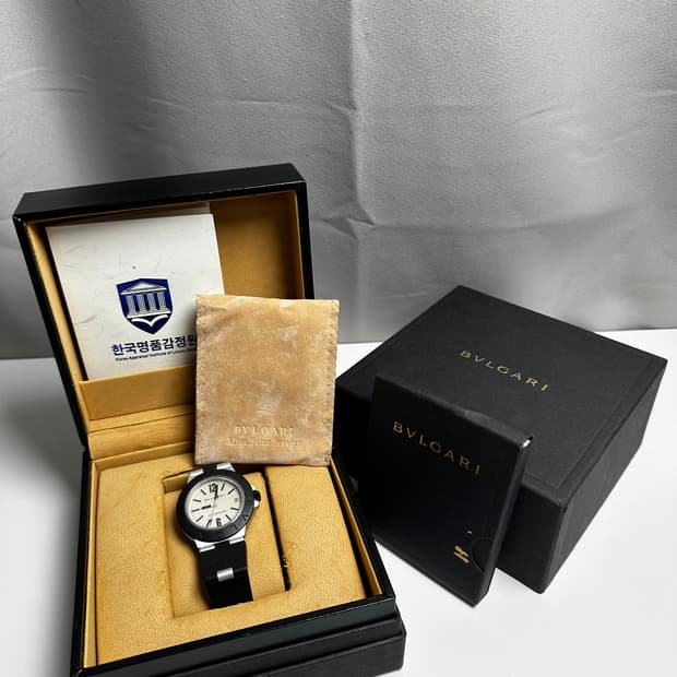 불가리 알루미늄 오토매틱 38mm 시계