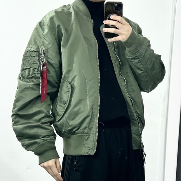 알파인더스트리 리버시블 MA-1 자켓