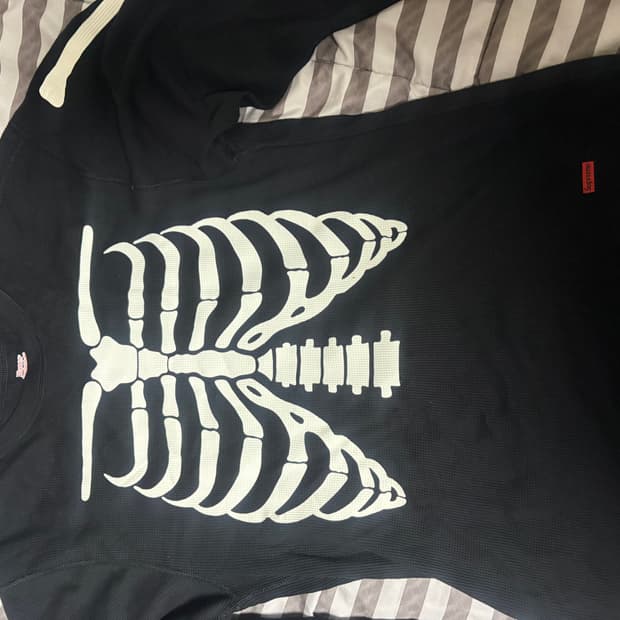 슈프림 헤인즈 본즈 써멀 롱슬리브 블랙 XL