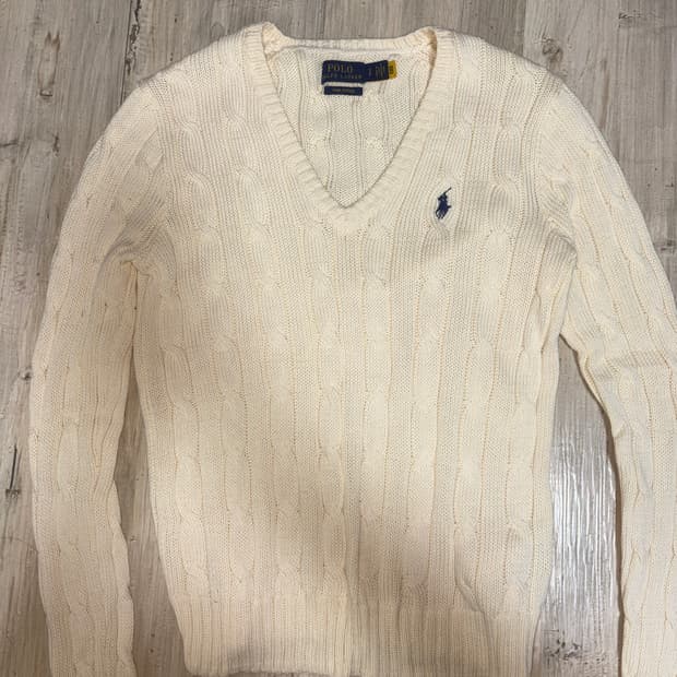 폴로 브이넥 니트
