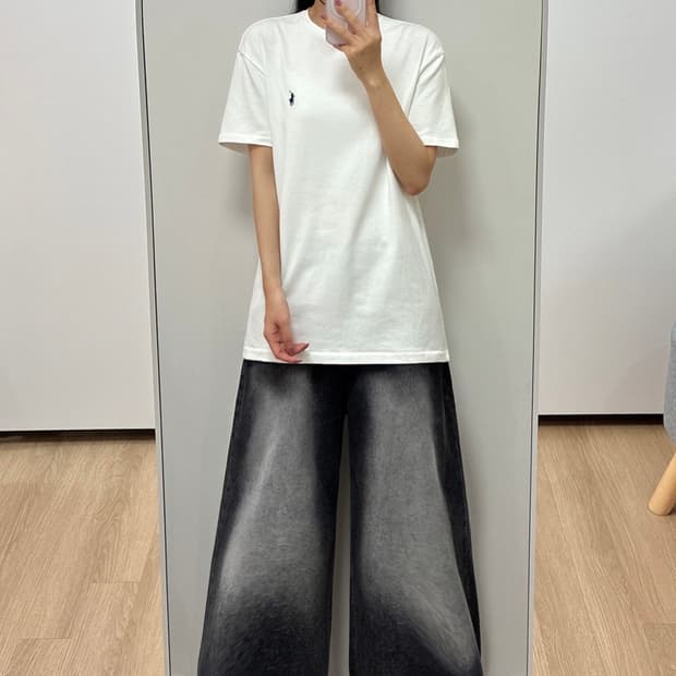 폴로 랄프로렌 신형 큐알 화이트 반팔 티셔츠