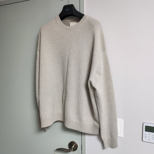 요코사카모토 스웨트셔츠 팝니다