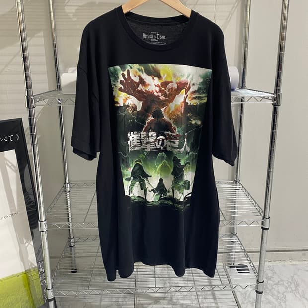 진격의거인 오피셜 애니메이션 티셔츠