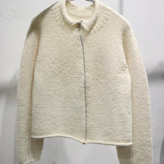 이세이미야케 is 집업니트