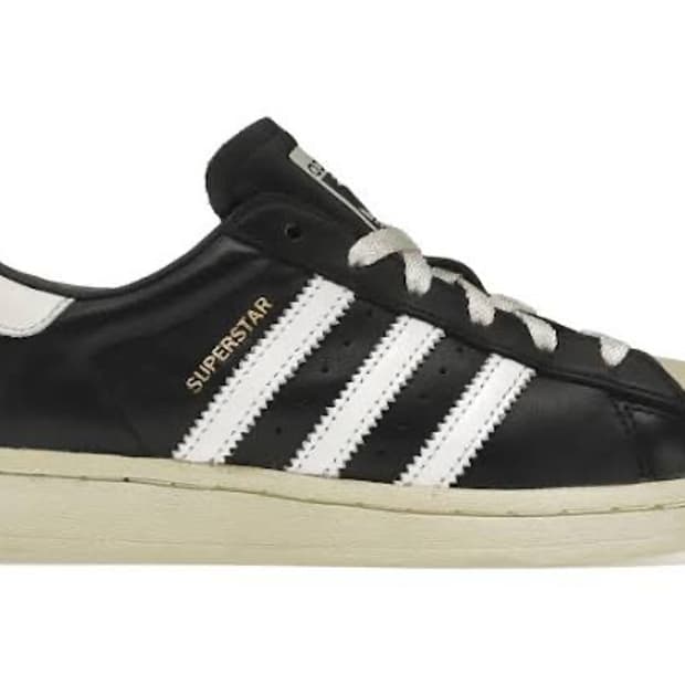 Adidas superstar premium black/white 285