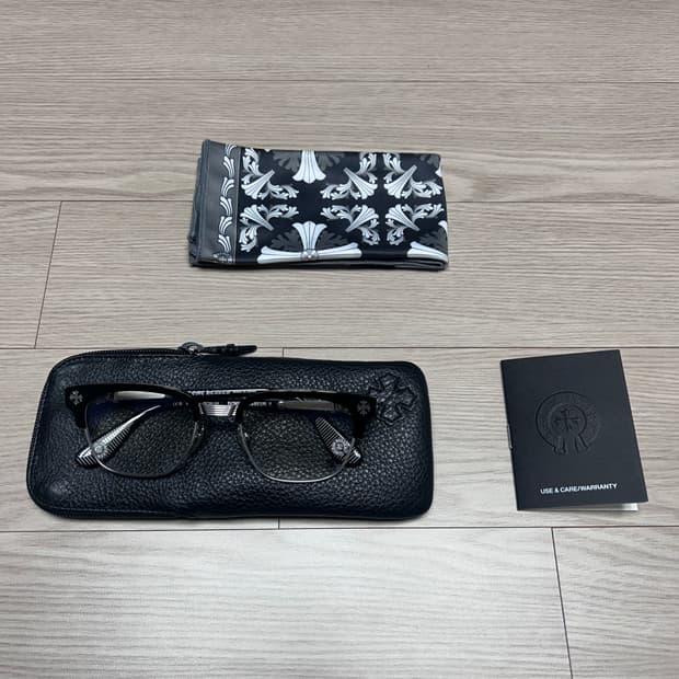 [53] 크롬하츠 보넨노이슈어2 블랙/실버