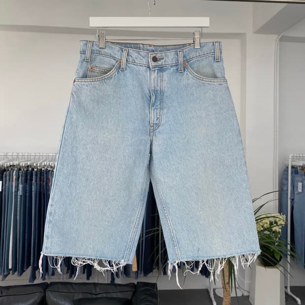 Levis550 CutOff 90sOrang Tab 3210