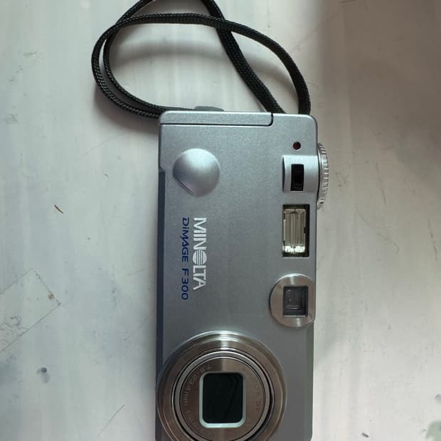 미놀타 디미지 f300 Minolta Dimage F300