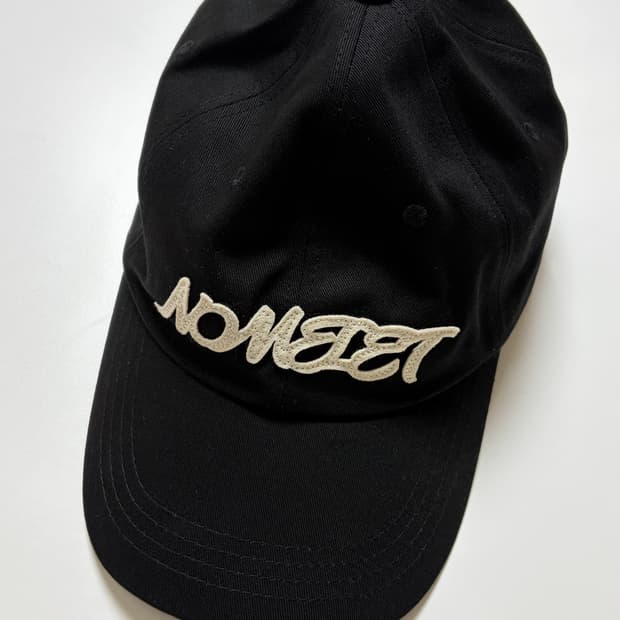 노멜렛 아플리케 로고 볼캡 블랙