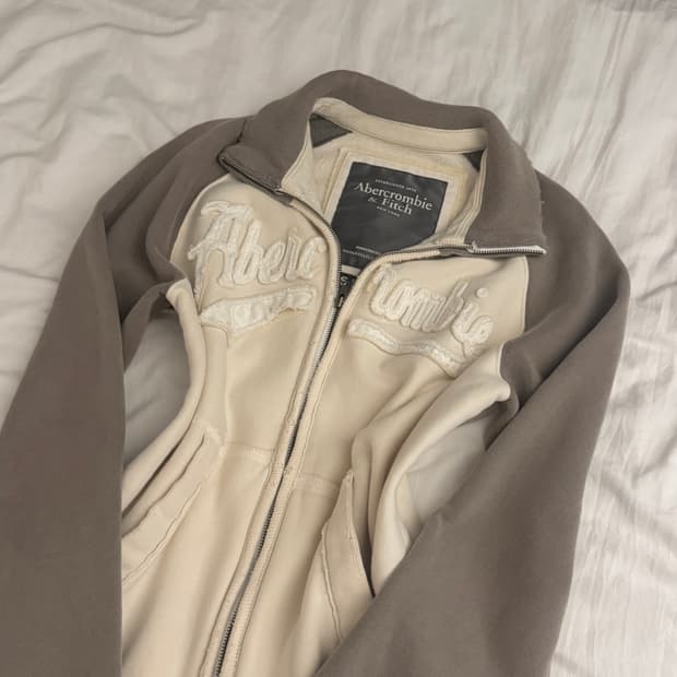 유일매물 아베크롬비 크림카키 져지 S