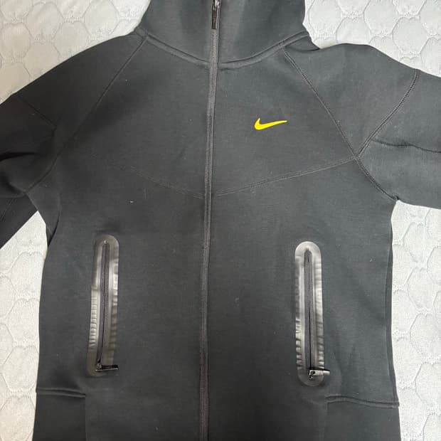 나이키 녹타 테크플리스 M