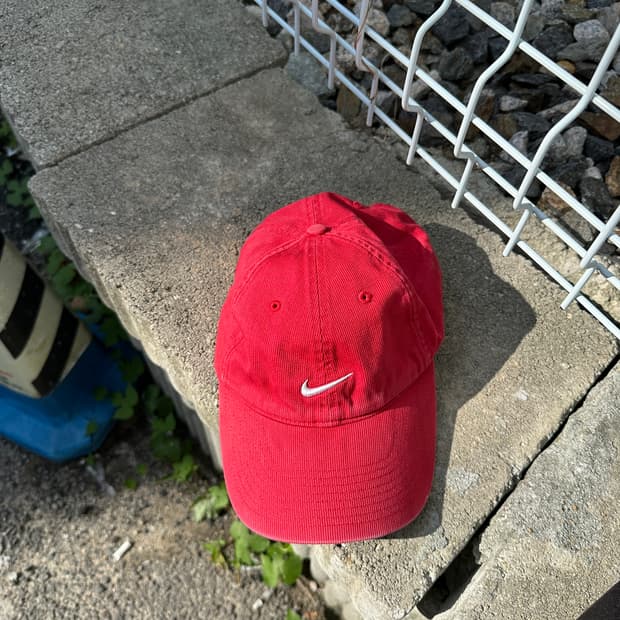 00's nike cap