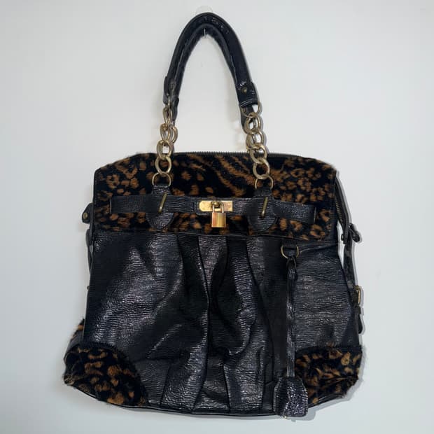 갸루 레오파드 호피 퍼 체인백