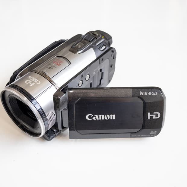 Canon iVIS HF S21 / 빈티지 디지털 캠코더 