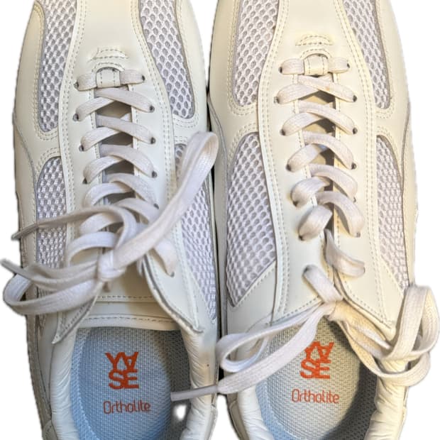 야세 스파이더 레더 스니커즈 화이트 250