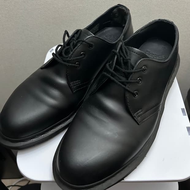 닥터마틴 1461 모노 3홀 더비슈즈 블랙