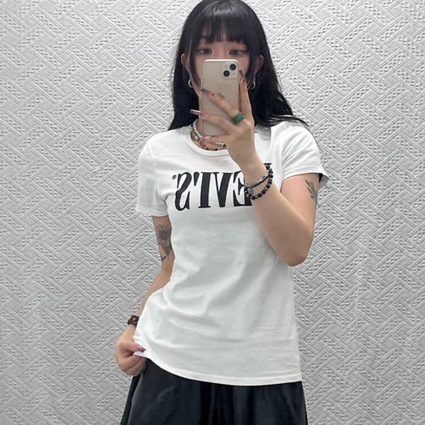 리바이스 빈티지 캐주얼 레터링 빅로고 반팔티 S C12058