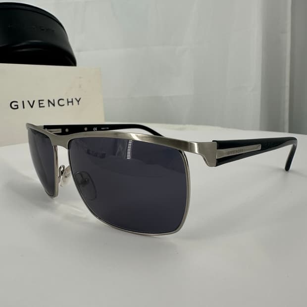 [새상품 무료배송] 정품 지방시 Made in Italy 선글라스