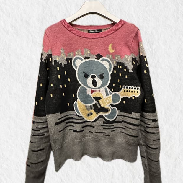 (유일매물) 히스테릭 글래머 퍽베어 니트