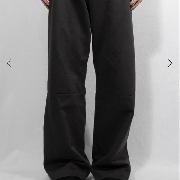 LES Plinth trouser charcoal