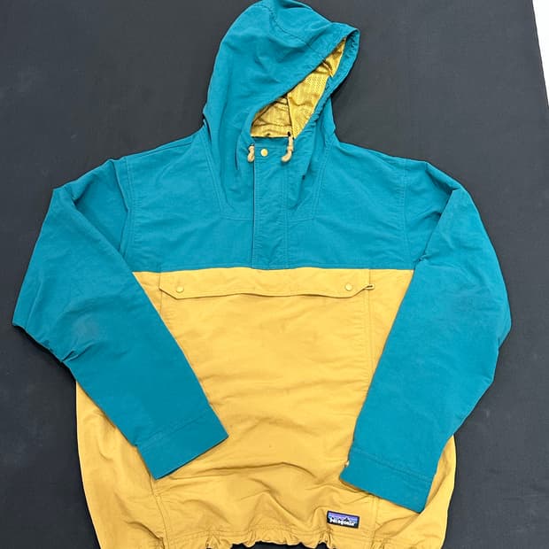 파타고니아 이스머스 아노락 바람막이 L 사이즈