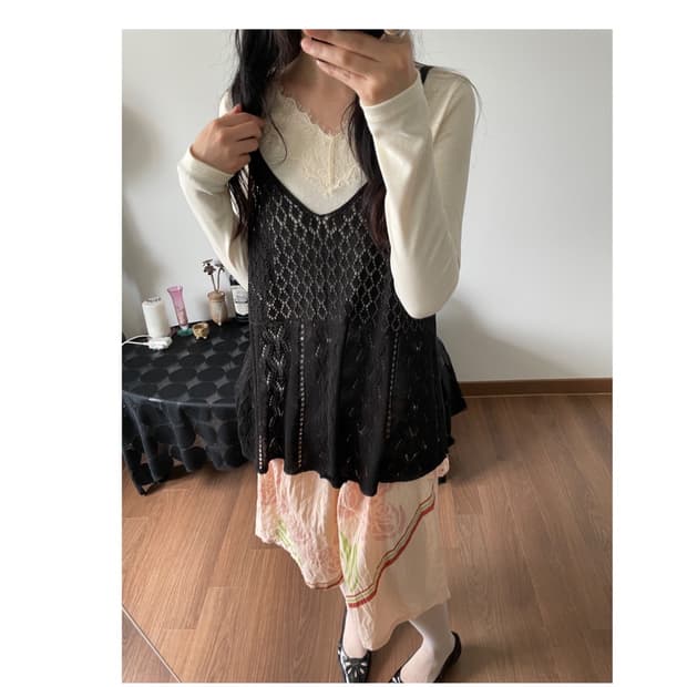sleeveless knit
