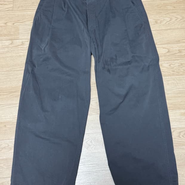 어나더오피스 산티아고 그라파이트 03