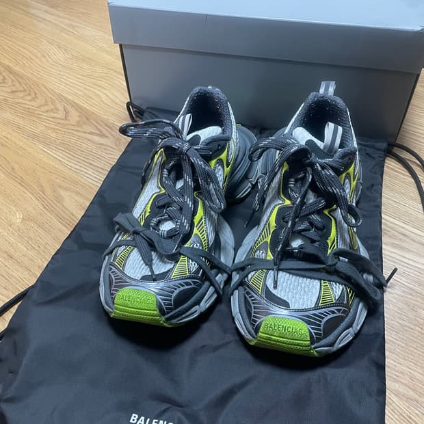 발렌시아가 3XL 사이즈43 팝니다