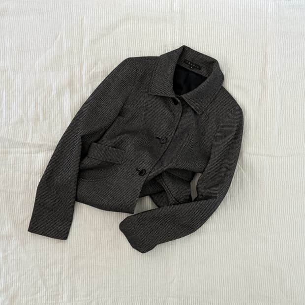  ▫️Theory Wool Belt Jacket