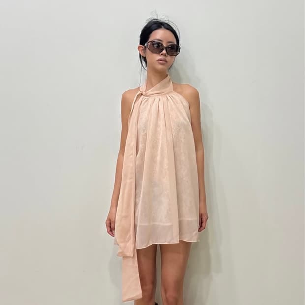 새상품) Mireva -lacy halter blouse 홀터넥 블라우스