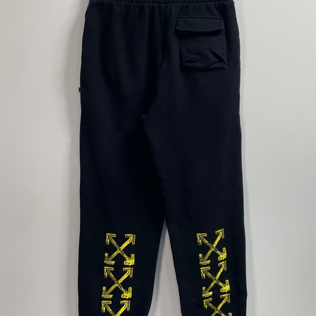 오프화이트 애로우 프린팅 트레이닝 조거팬츠 (onp.39)