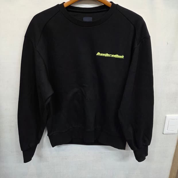 준지 자수 레터링 맨투맨 48 대략 L