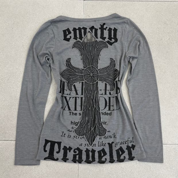 십자가 레이스 롱슬리브