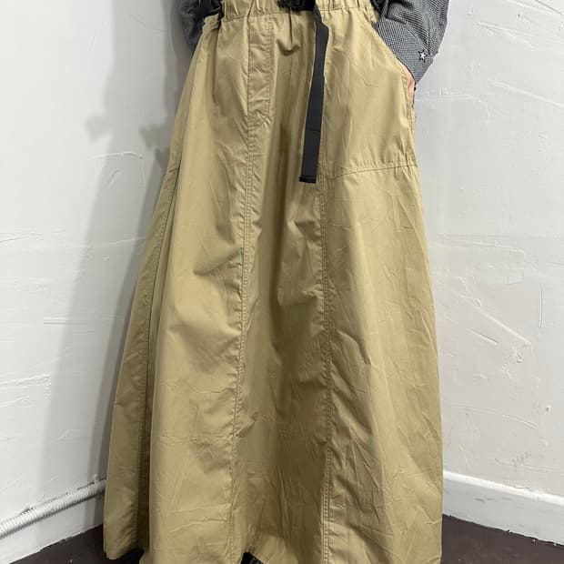 shuca beige belt longskirt