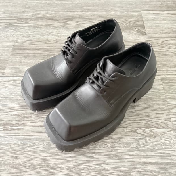 balenciaga tropper derby