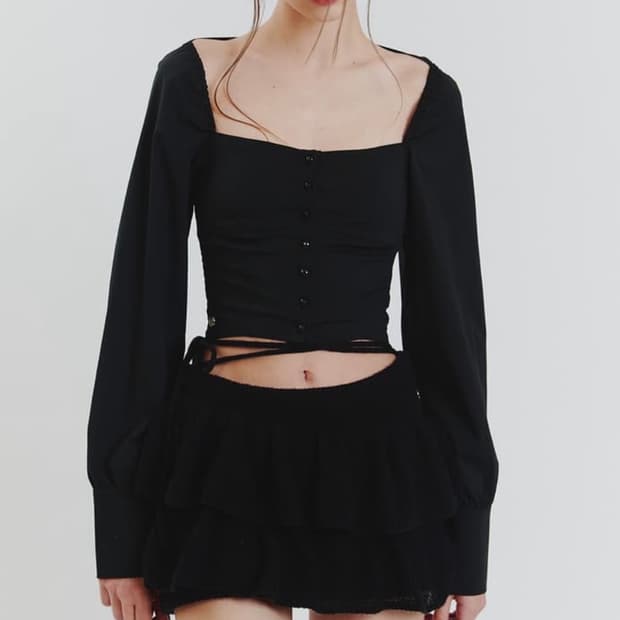 페인오어플레져 비앙카 스퀘어넥 블라우스 블랙 m