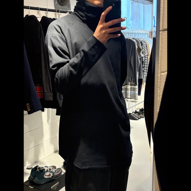 요지야마모토 더블 터틀넥 라글란 티셔츠