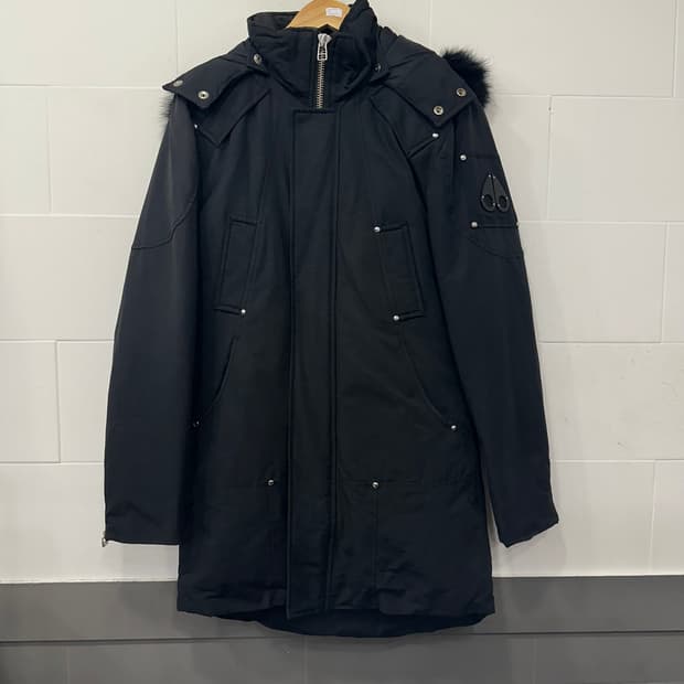 무스너클 스틸링 폭스 퍼 패딩