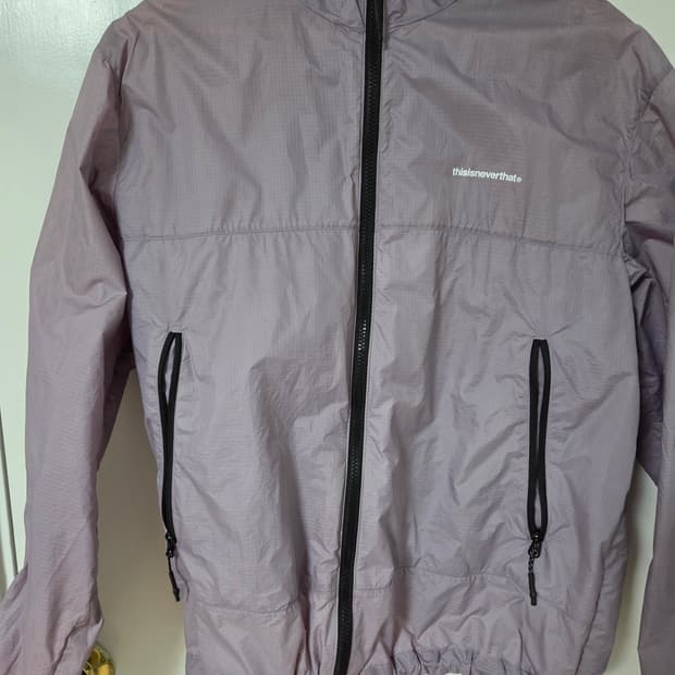 디네댓 바람막이