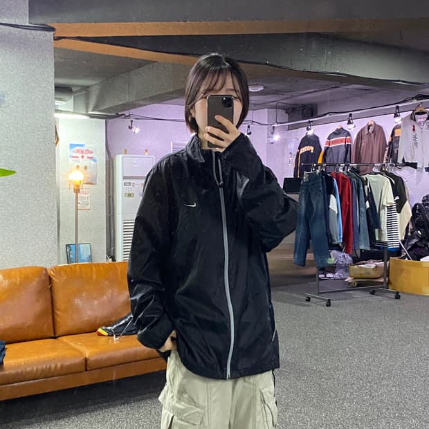 나이키 스우시 나일론 블랙 스트링 바람막이 B4738