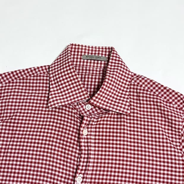 보테가베네타 자개 단추 체크셔츠 50