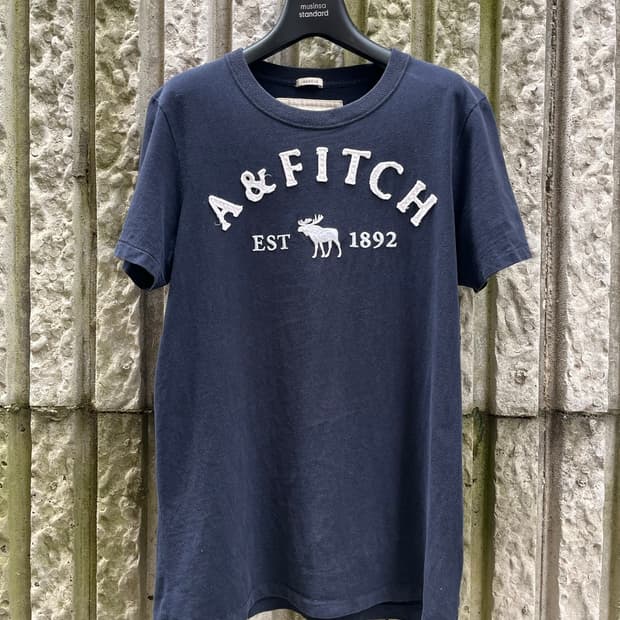 아베크롬비 앤 피치(Abercrombie & Fitch) 반팔티셔츠 [클